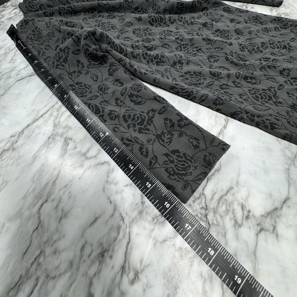 VTG Y2K Bebe Womens Small Black Floral Roses Mock Neck Top Grunge 3/4 Sleeve - Picture 3 of 6